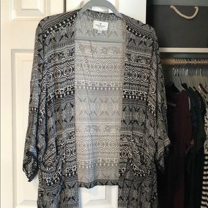 American Eagle kimono